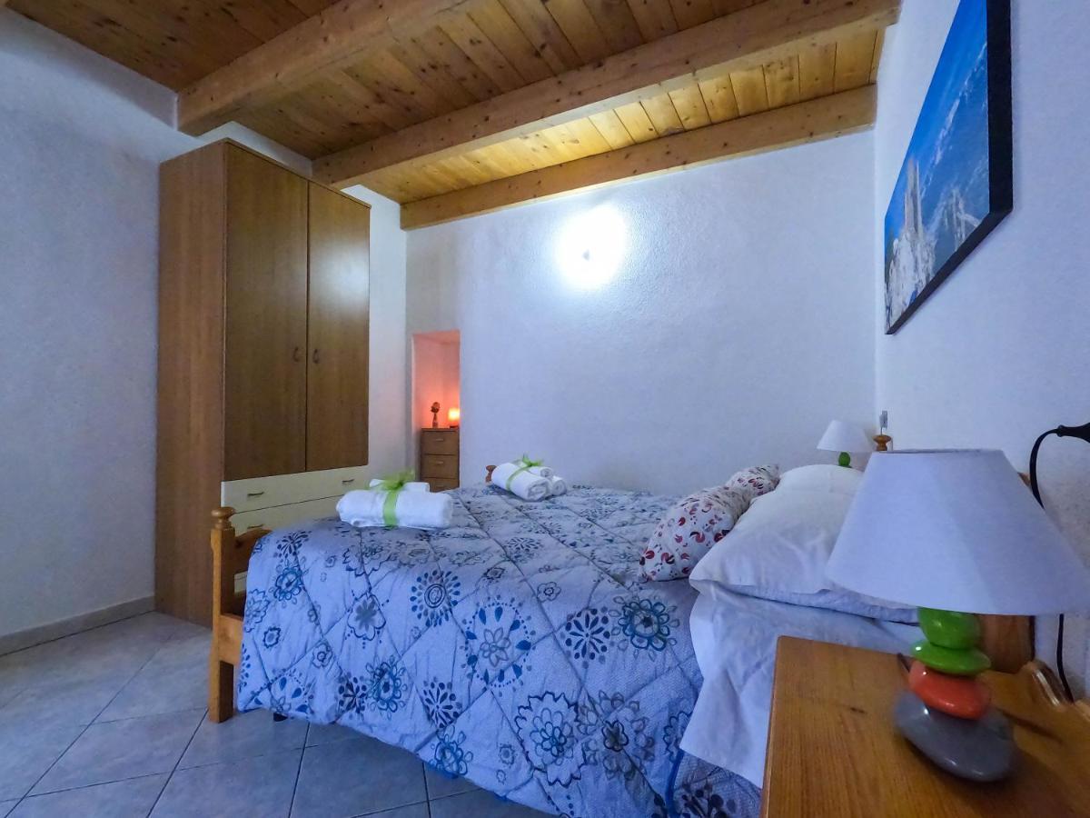 Bed and Breakfast San Domenico House - Centro Storico Л'Акуила Экстерьер фото